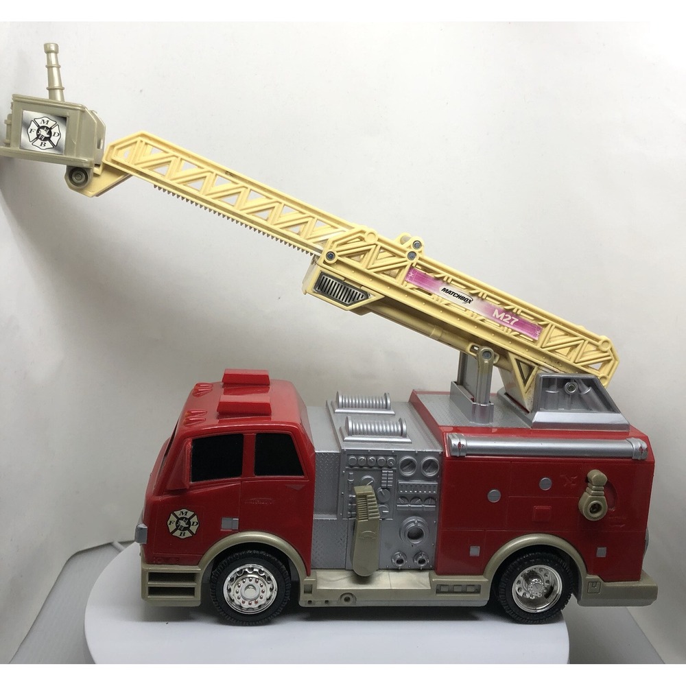 Large Matchbox Fire Truck M27 Hi-RisePumper Rescue Battery Operated Ladder WORKS